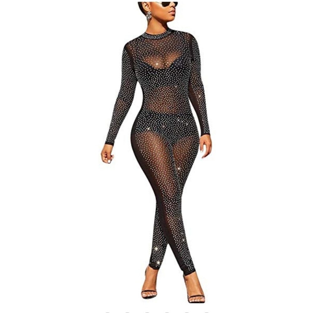 Sexy Rhinestone

One Piece Jumpsuit Romper